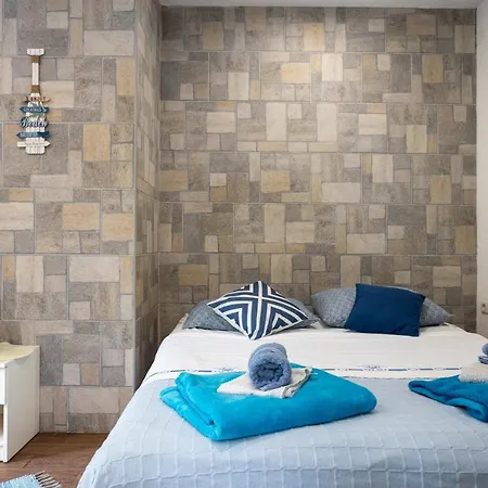 Aparrtment Terra- Combine Beach&Old Town Apartment