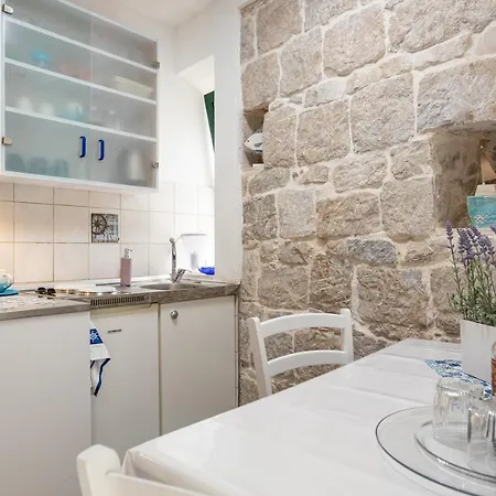 Aparrtment Terra- Combine Beach&old Town Διαμέρισμα *