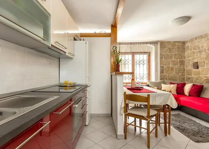 Aparrtment Terra- Combine Beach&old Town