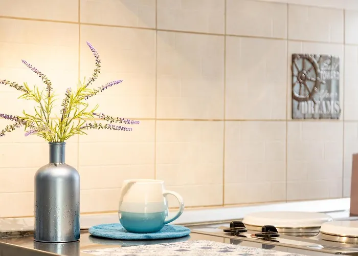 Aparrtment Terra- Combine Beach&old Town شقة *