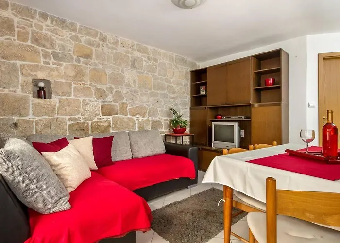 Aparrtment Terra- Combine Beach&old Town דירה