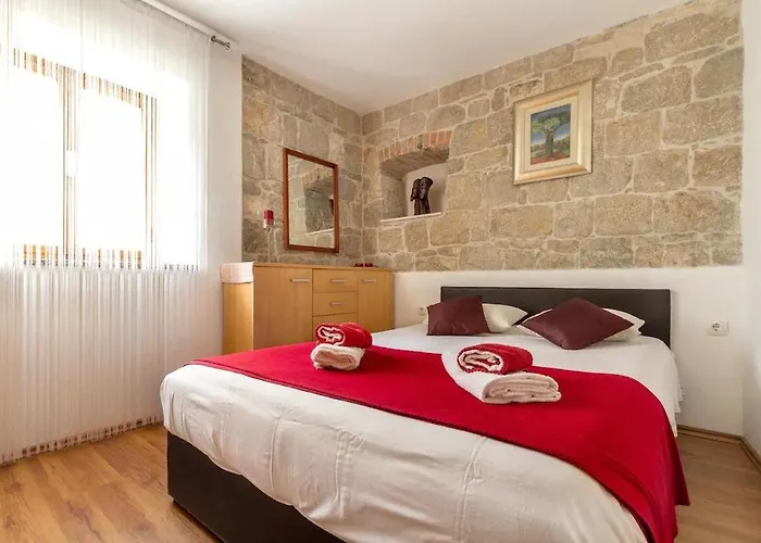 Aparrtment Terra- Combine Beach&old Town דירה *